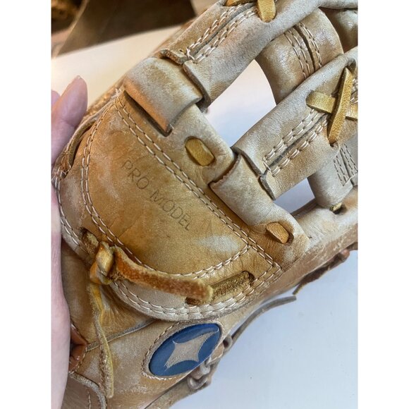 Spaulding Leather Jim Rice Pro Model Baseball Glove. Tan Brown. RHT 12.5” - Picture 4 of 8